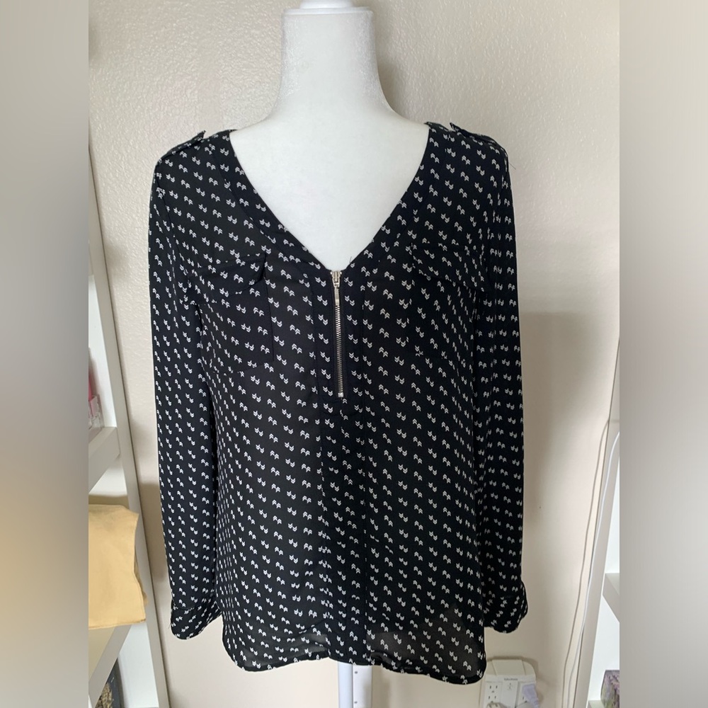 ‼️SALE‼️6 for $20.

 Candies blouse